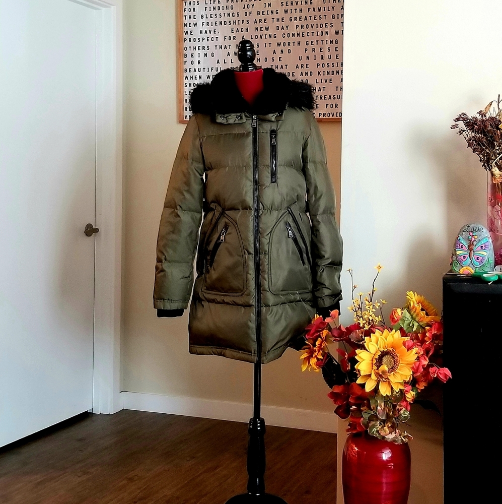 VINCE CAMUTO women's coat
